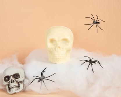 Halloween Skull (4 oz.)